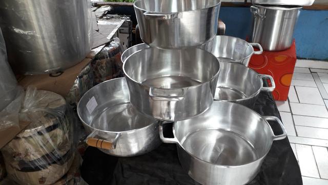 Panelas de alumínio batido pra restaurante - Foto 2