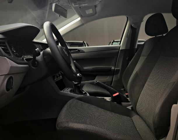 Volkswagen Polo MF 1.6 M/T. Branco 2017/2018 - Foto 13