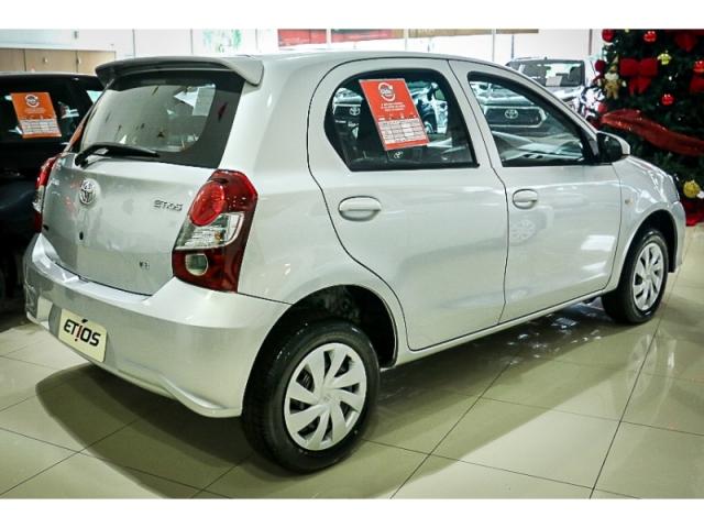 TOYOTA ETIOS 1.3 X 16V FLEX 4P 2019 - Foto 5