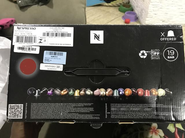 Vendo cafeteira nespresso inissia! - Foto 4