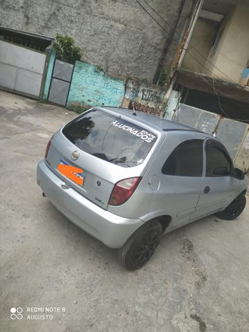 Vendo ou Troco Celta 08/09 Básico vidro é trava elétrico 19 no verde! - Foto 5