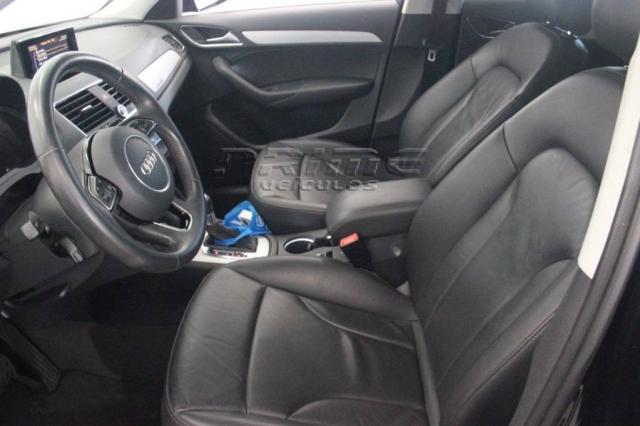 Q3 2013/2013 2.0 TFSI AMBIENTE QUATTRO 4P GASOLINA S TRONIC - Foto 8