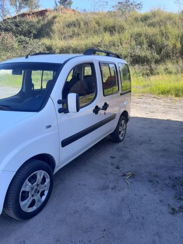 Fiat doblo essence 1.8 7lug 2017 - Foto 2