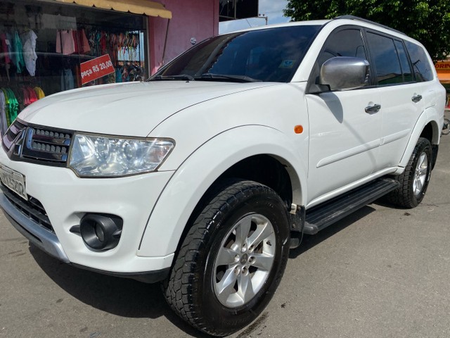 PAJERO DAKAR 4X4 DIESEL. CARRO EXTRA SEM DETALHES BEM CONSERVADO