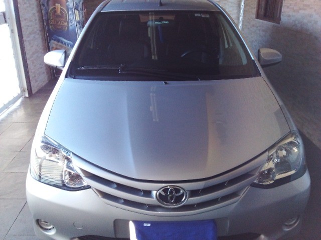 TOYOTA ETIOS 1.5 XS 2015
