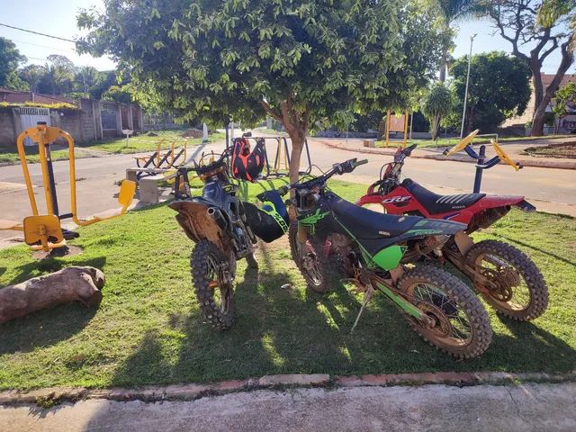 VENDA DE MOTOS - TRILHA E MOTOCROSS, Uma CRF 240