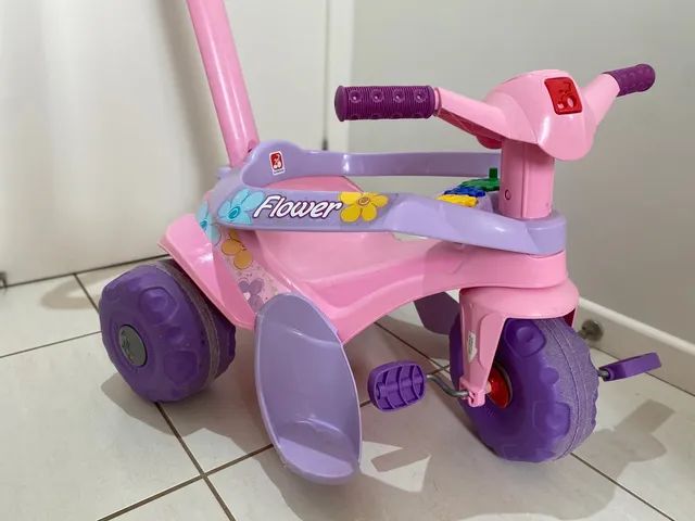 Triciclo Infantil com Haste Empurrador Pedal Motoca Velotrol 2 em