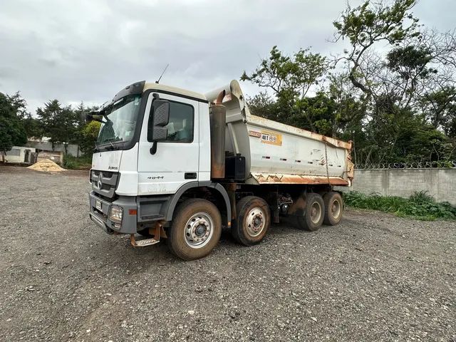 Caminhão Actros 4844 8X4 2011 - Foto 3