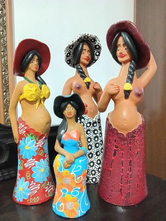 Boneca de Cerâmica