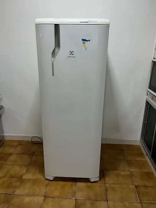 Geladeira Electrolux frost free RFE39 - Foto 2