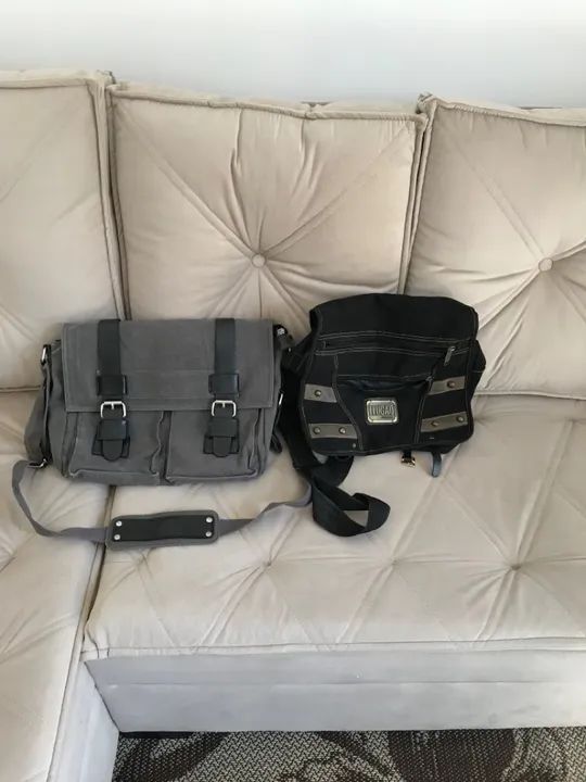 Desapego duas bolsas masculinas chiques  - Foto 2