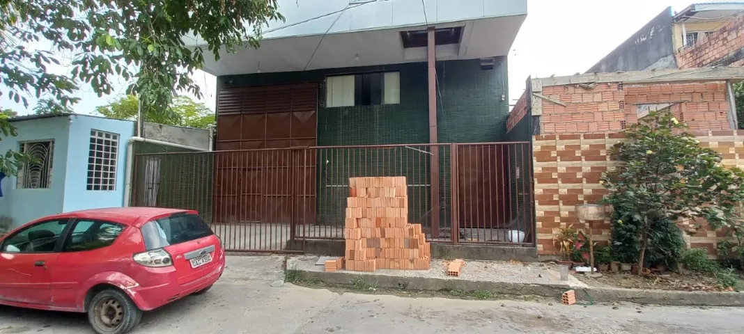 Vendo Galpão 2 Pisos 650m² Construidos c/ Pé direito de 4 Metros no Shangrila PQ 10