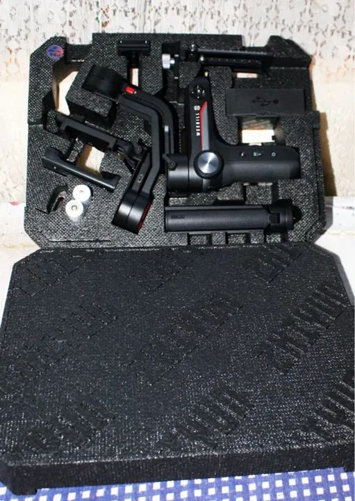 Estabilizador Gimbal Webill S na caixa e com case de brinde. Novinho - Foto 2