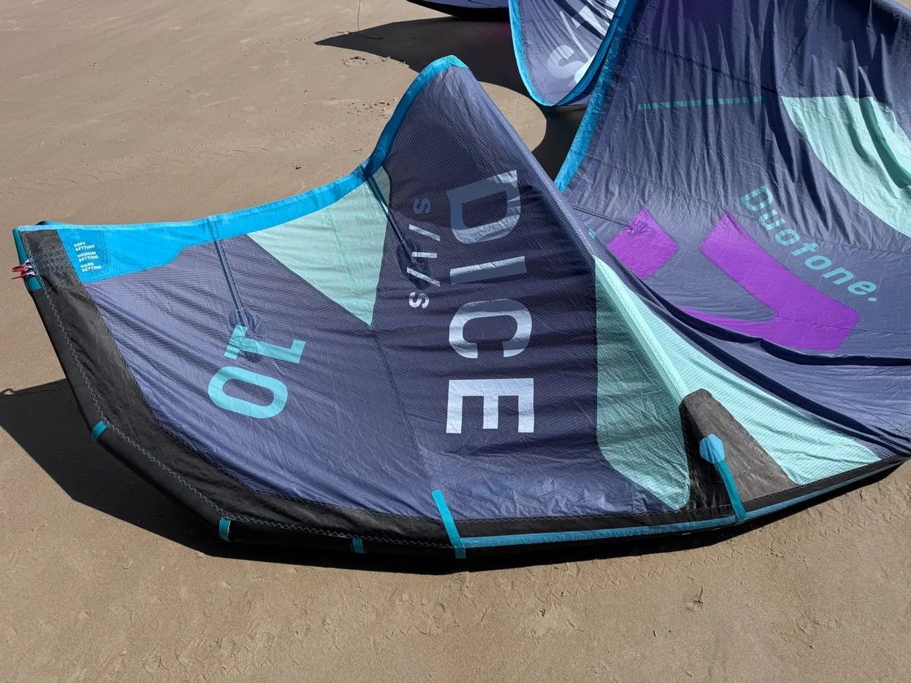 Kite Duotone SLS Dice 10 2022 - Foto 3