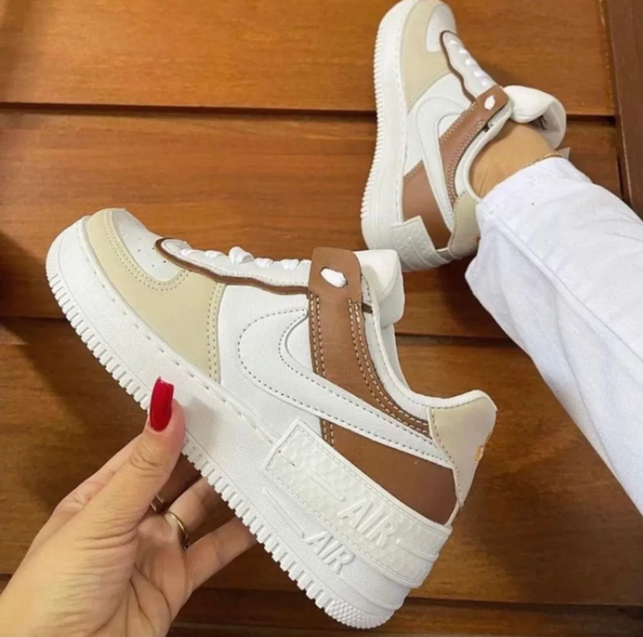 Tênis Nike Air Force 1 Low