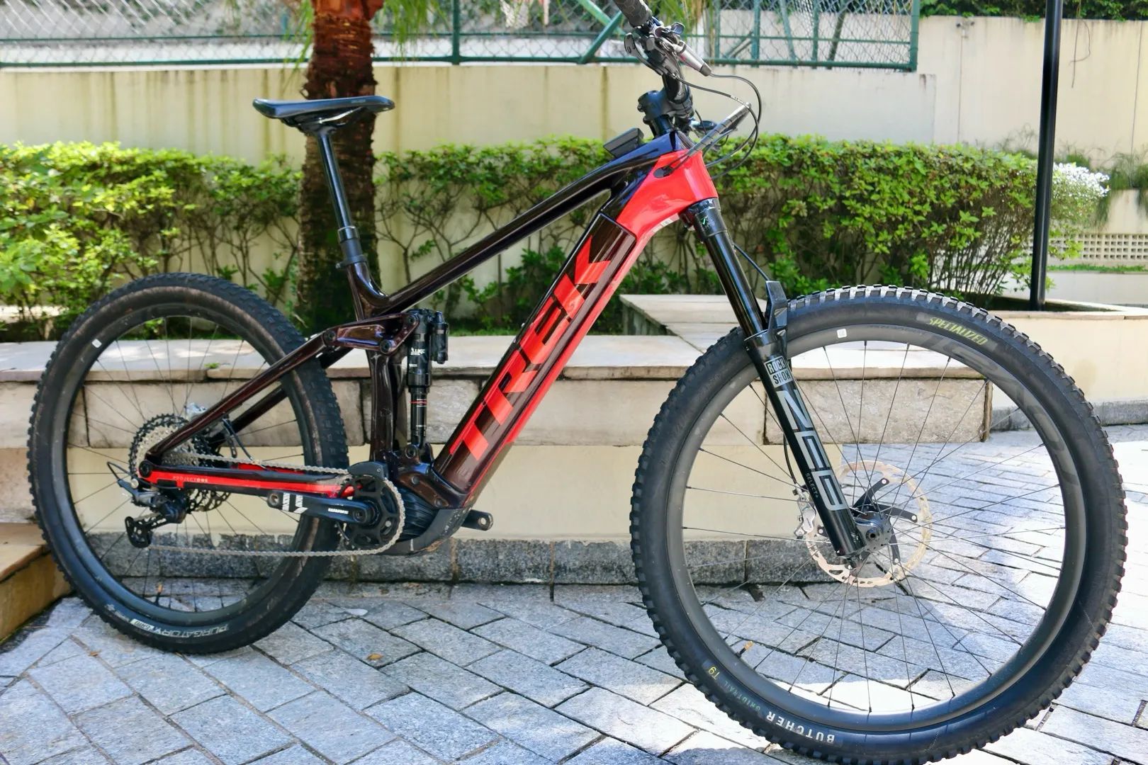 Trek Rail 9.8 Project One Tam L NF na garantia - Foto 4