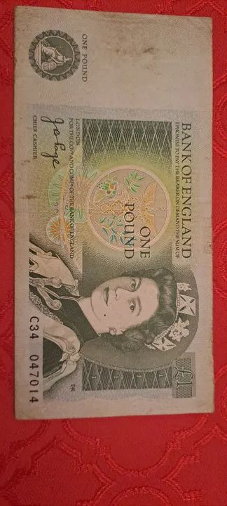 Nota 1 pound Rainha Elizabeth 64840806823938120