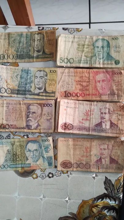 Notas e moedas - Foto 2
