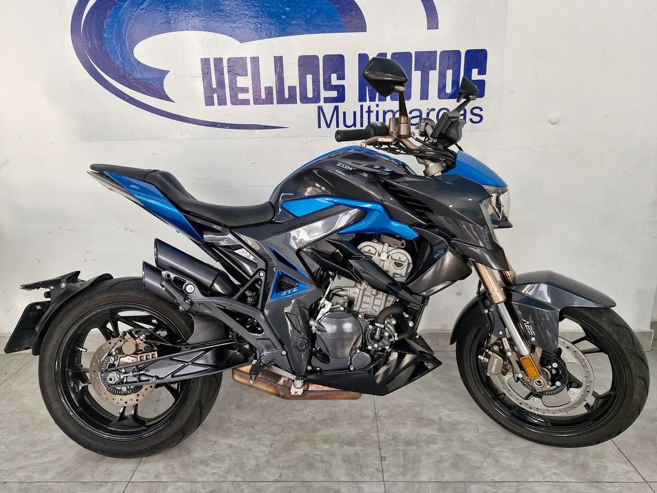 Zontes 310 R - Moto impecável