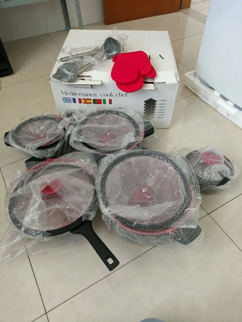 Conjunto de Panelas de cerâmica da marca Mediterrânea Cook Chef