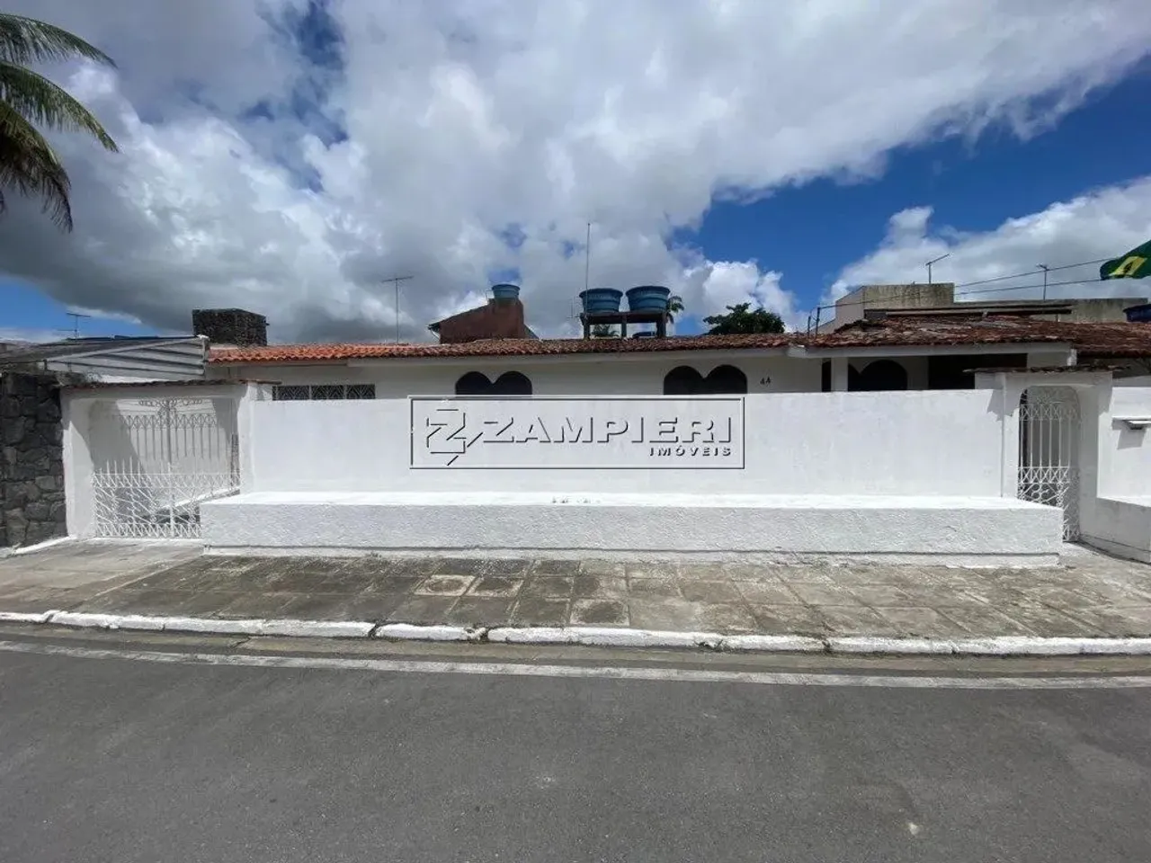 Casa 03 quartos para aluguel no Tabuleiro