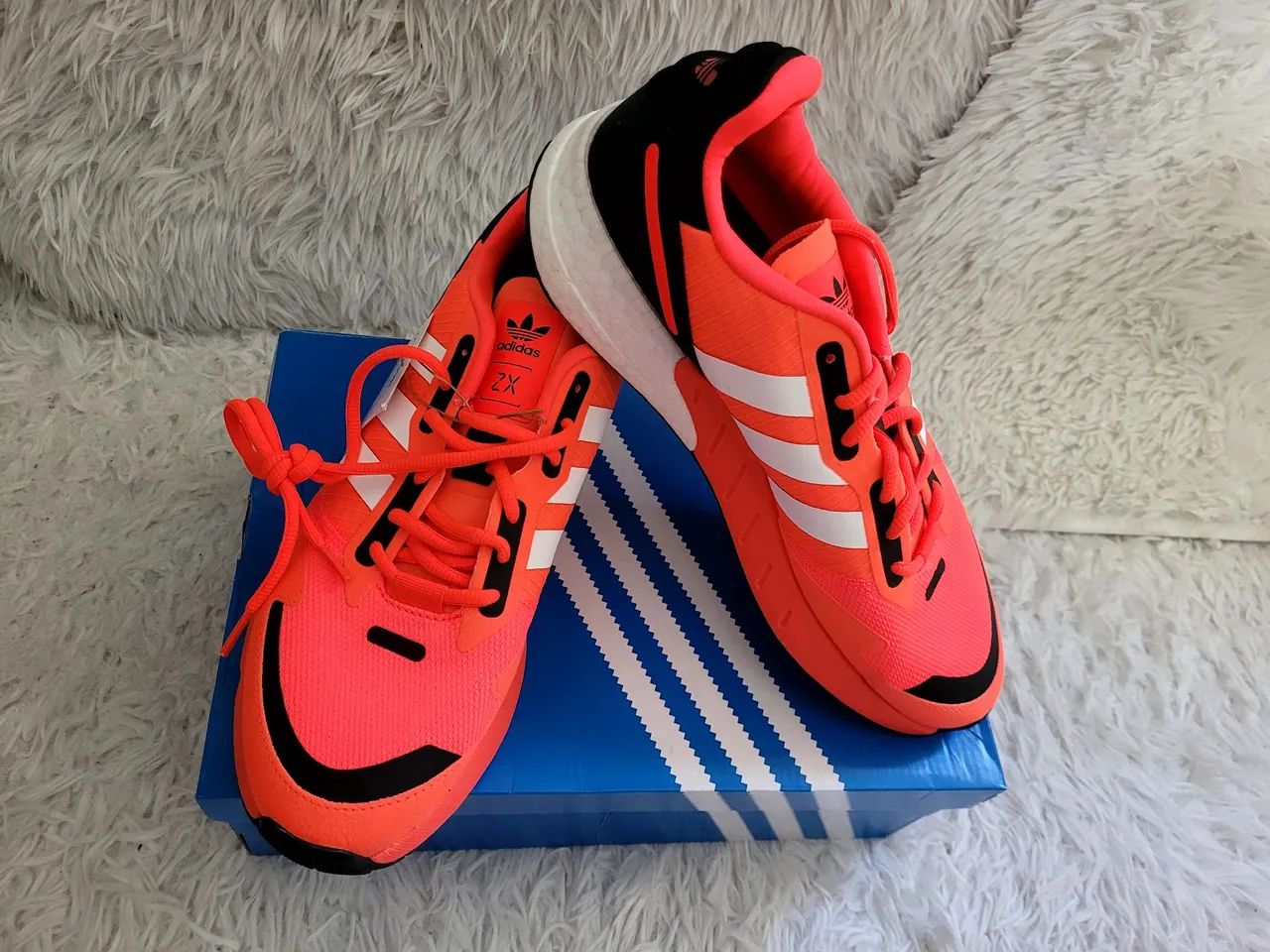Tênis Adidas Originals ZX 2K Boost - Foto 2
