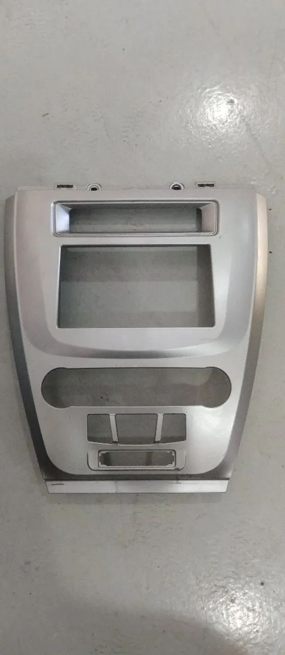 Moldura para multimídia Fusion 2010a2012 64308138462210121