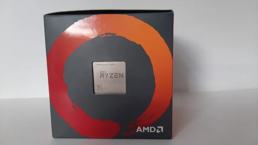 Ryzen 5 1600af, AM4, com Cooler Box original nova (ideal para 1080p)
