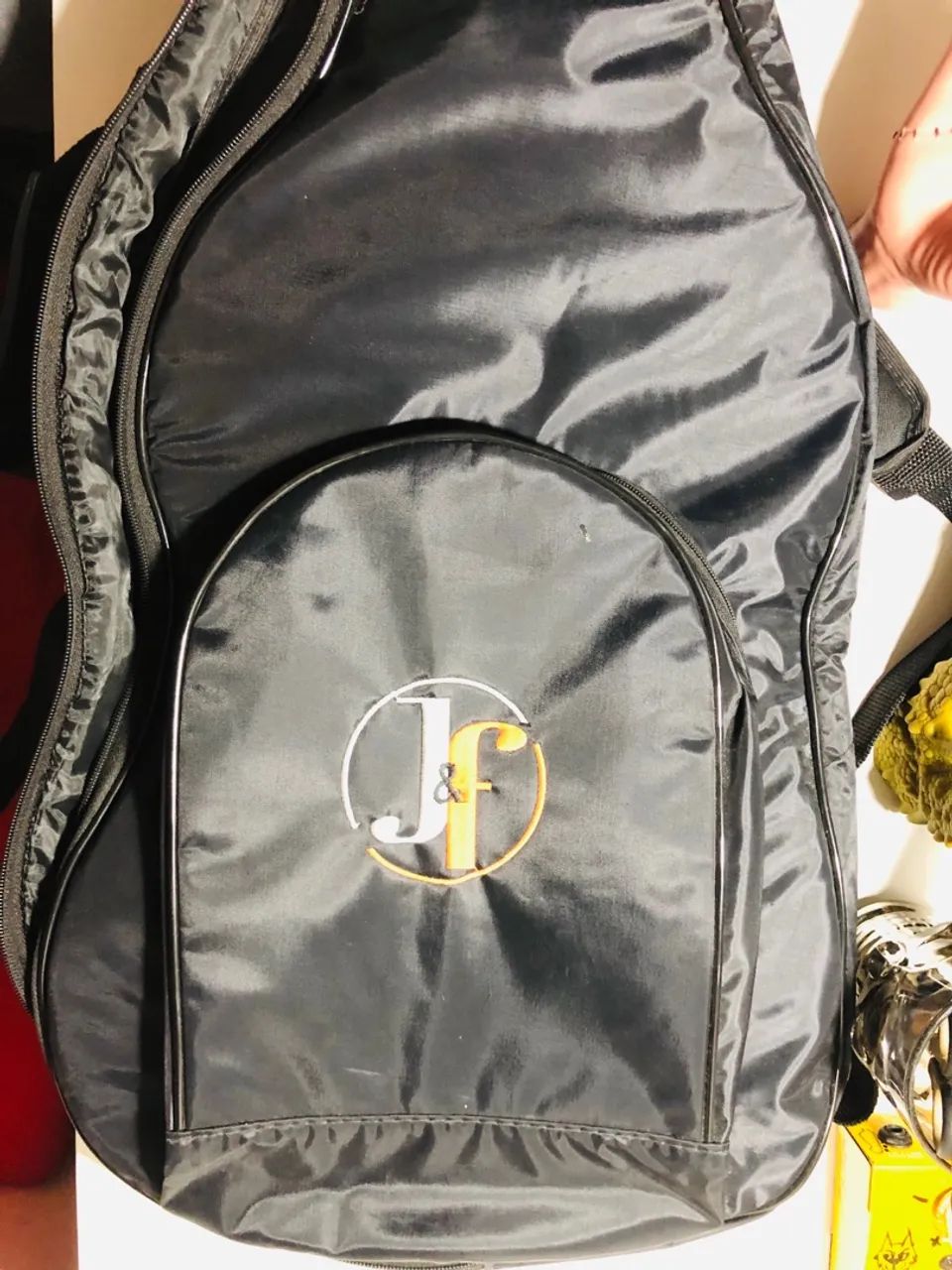 ?BAG PARA GUITARRA ACOLCHOADO E NOVO COM 2 ALÇAS ?