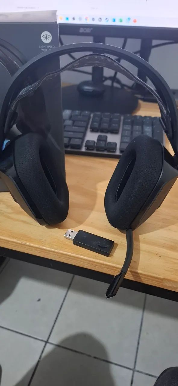 Fone de Ouvido Logitech G733