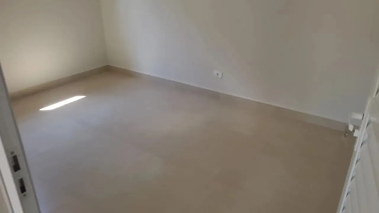 Imóvel para aluguel possui 80 metros quadrados com 2 quartos em Dos Ivo - Jarinu - SP