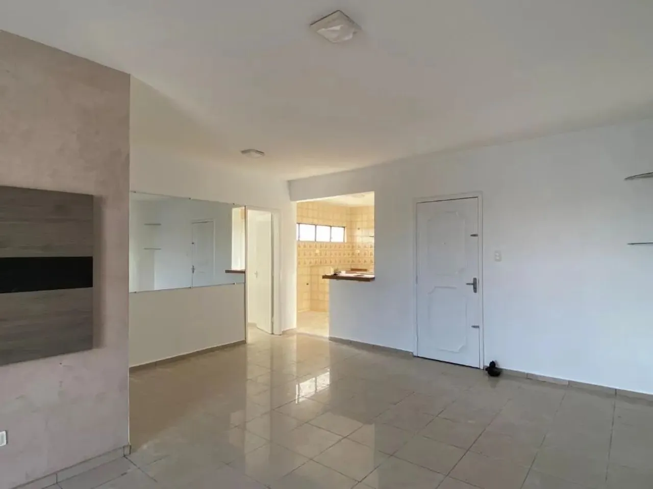 Imóvel para aluguel possui 102 metros quadrados com 3 quartos em Centro - Teresina - PI