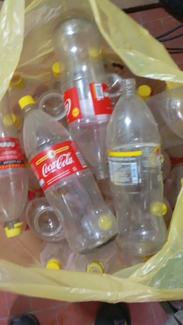 Garrafa Retornável da Coca-Cola e Fanta 2 Litros  - Foto 4