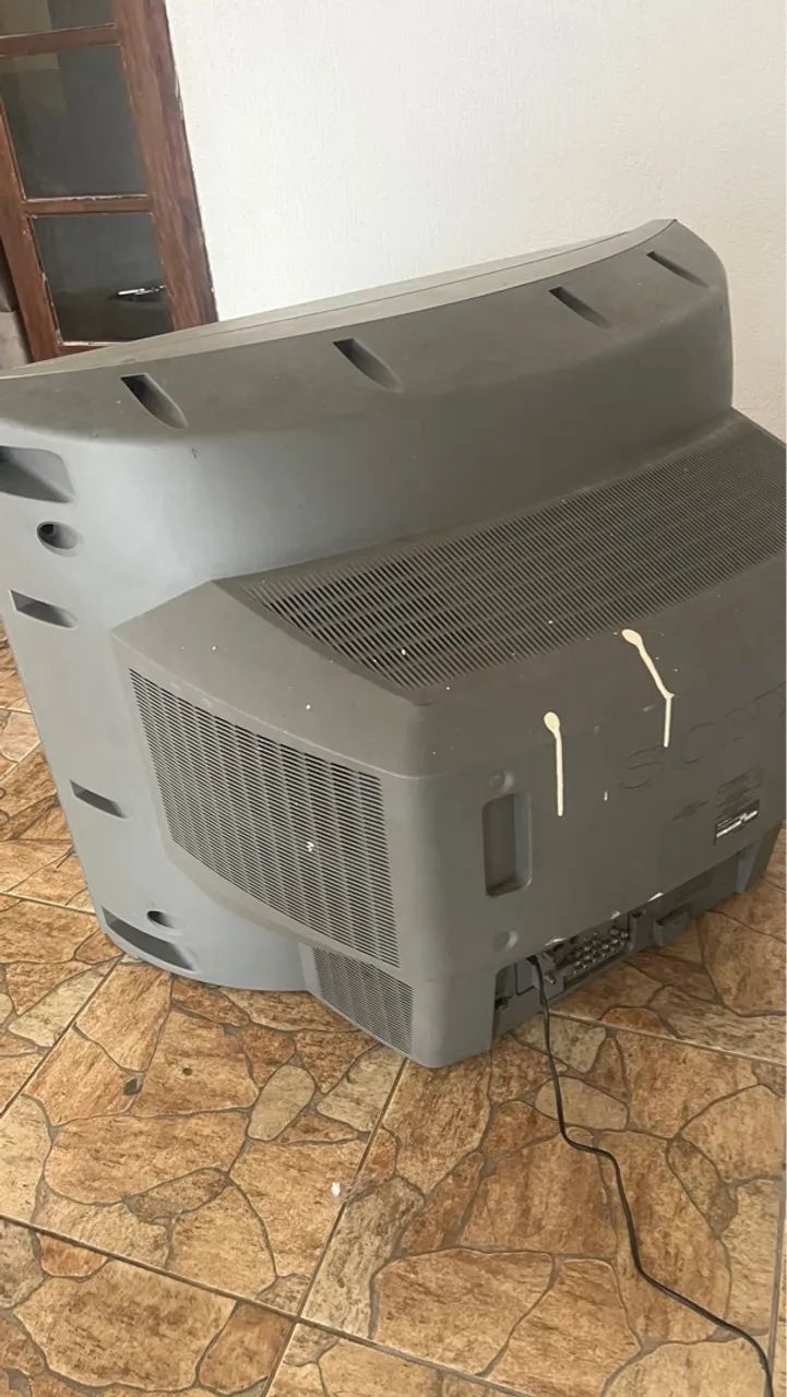 Tv Sony 38 polegadas retrogamer crt tubo  - Foto 3
