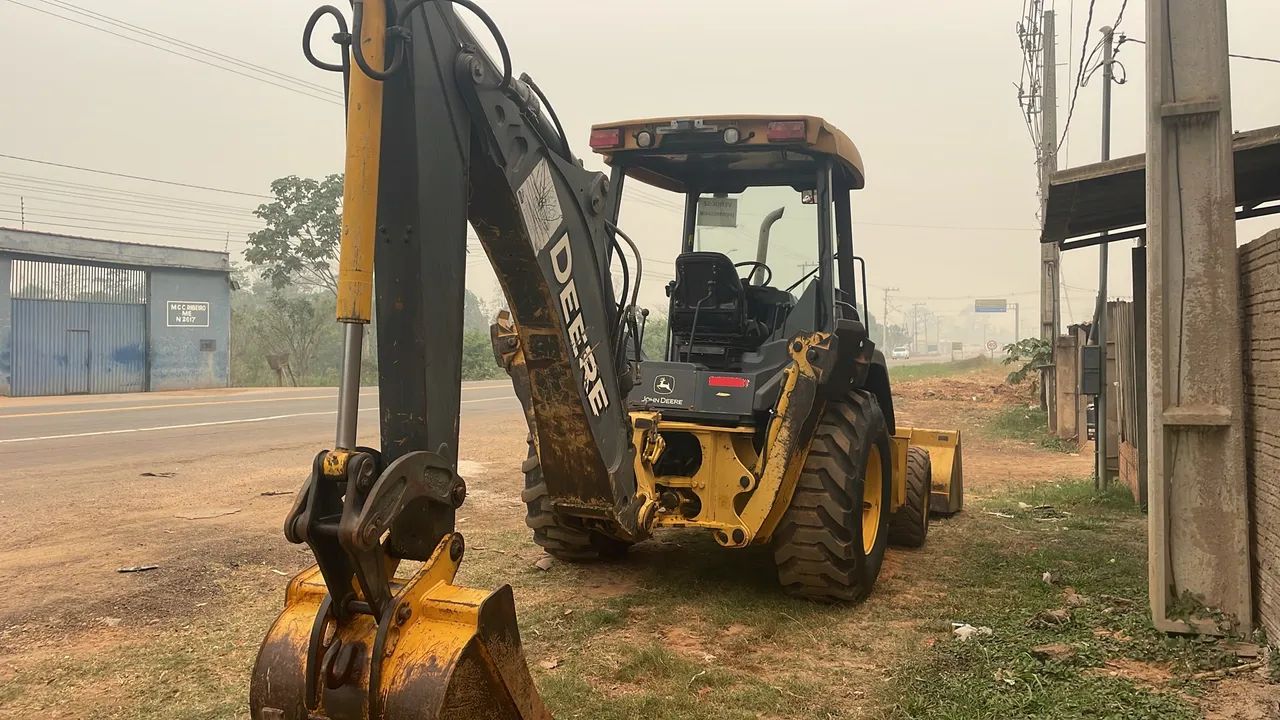 Retroescavadeira John Deere - Foto 5