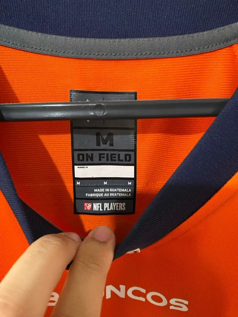 Camiseta Denver Broncos #18 - Tamanho M - Foto 3