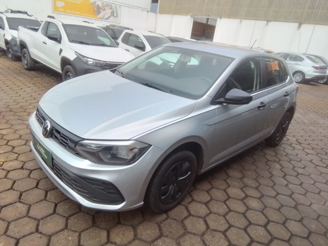 Volkswagen Polo 2024 1.0 mpi track manual