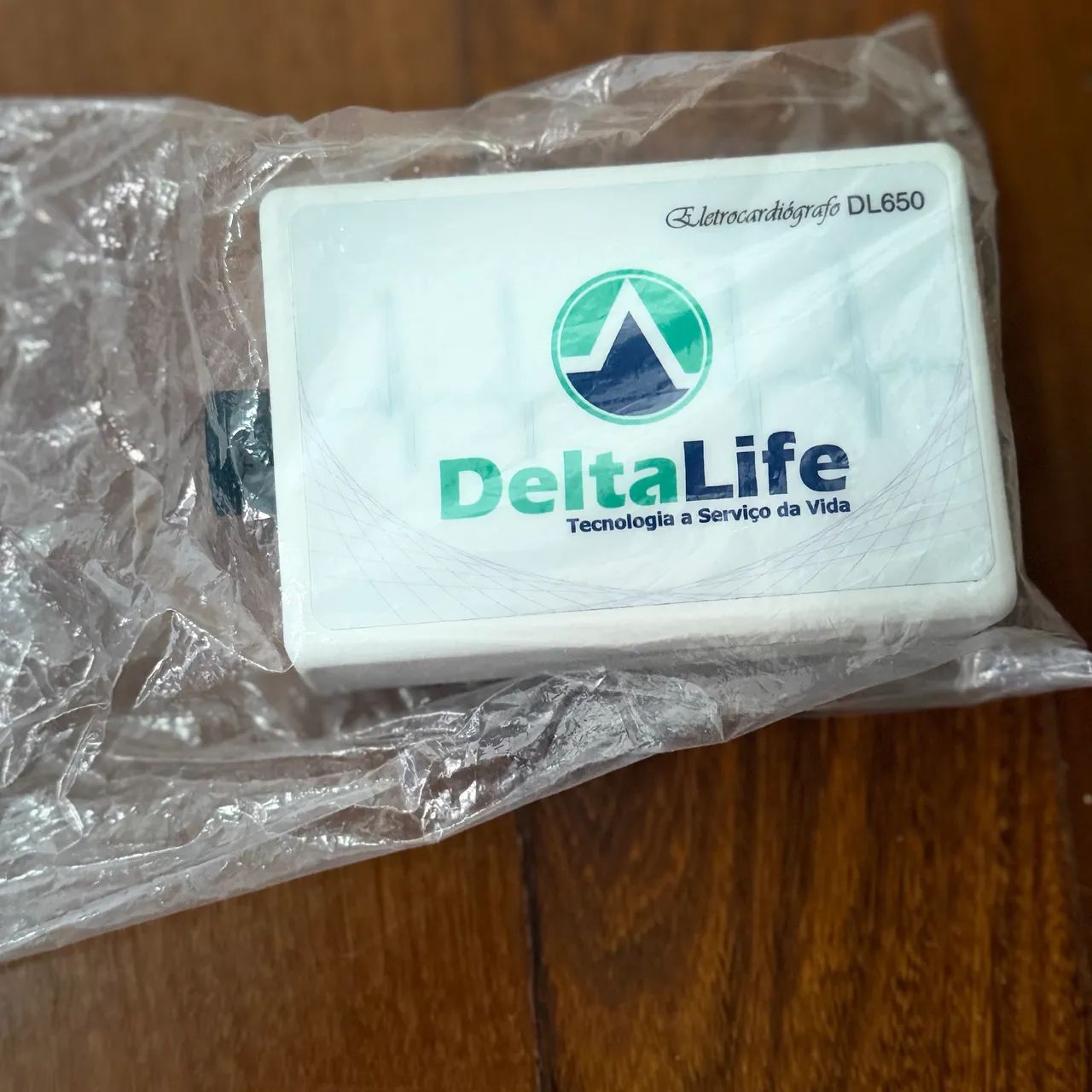 Vende-se um aparelho de eletrocardiograma Delta Life 