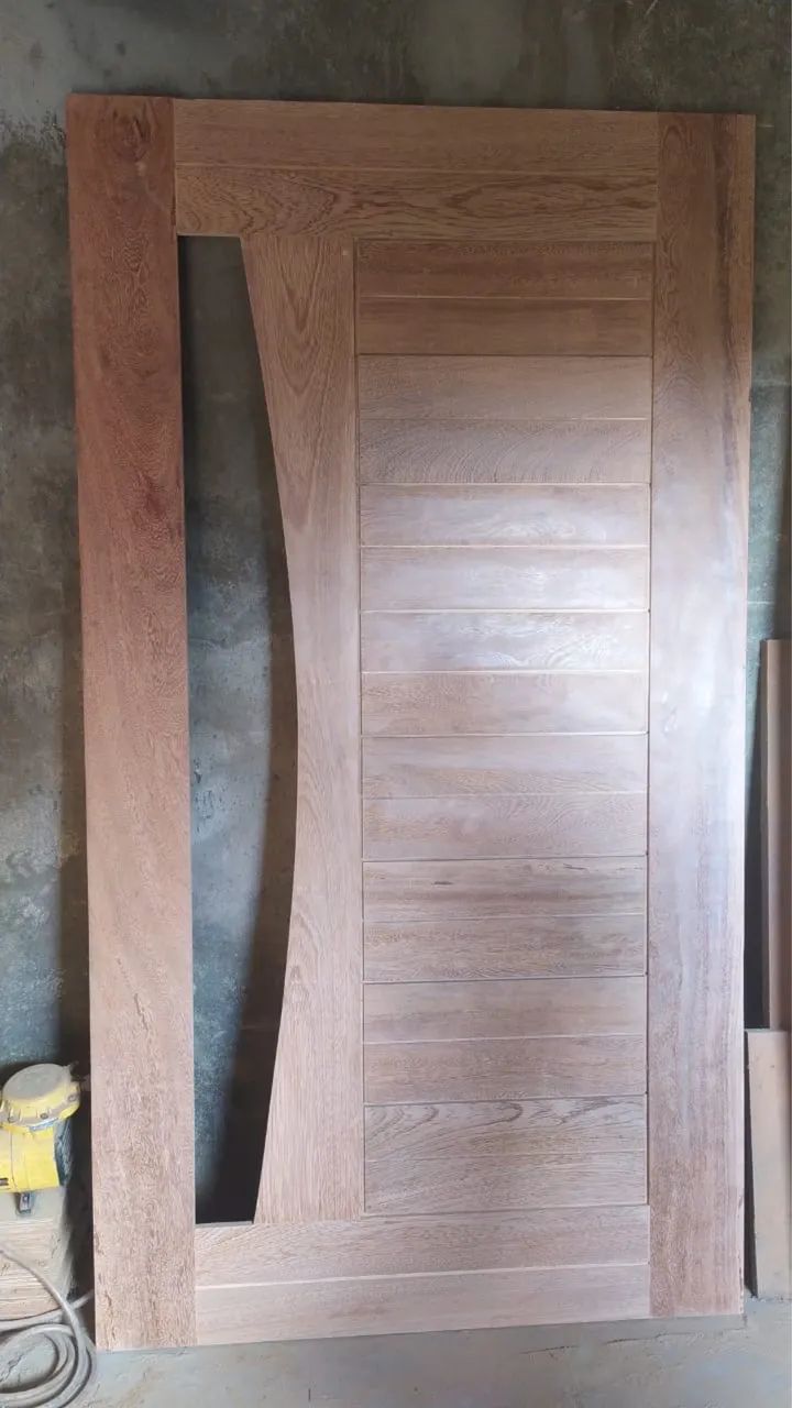Portas de Madeira Maciça Sob Medida! - Foto 6