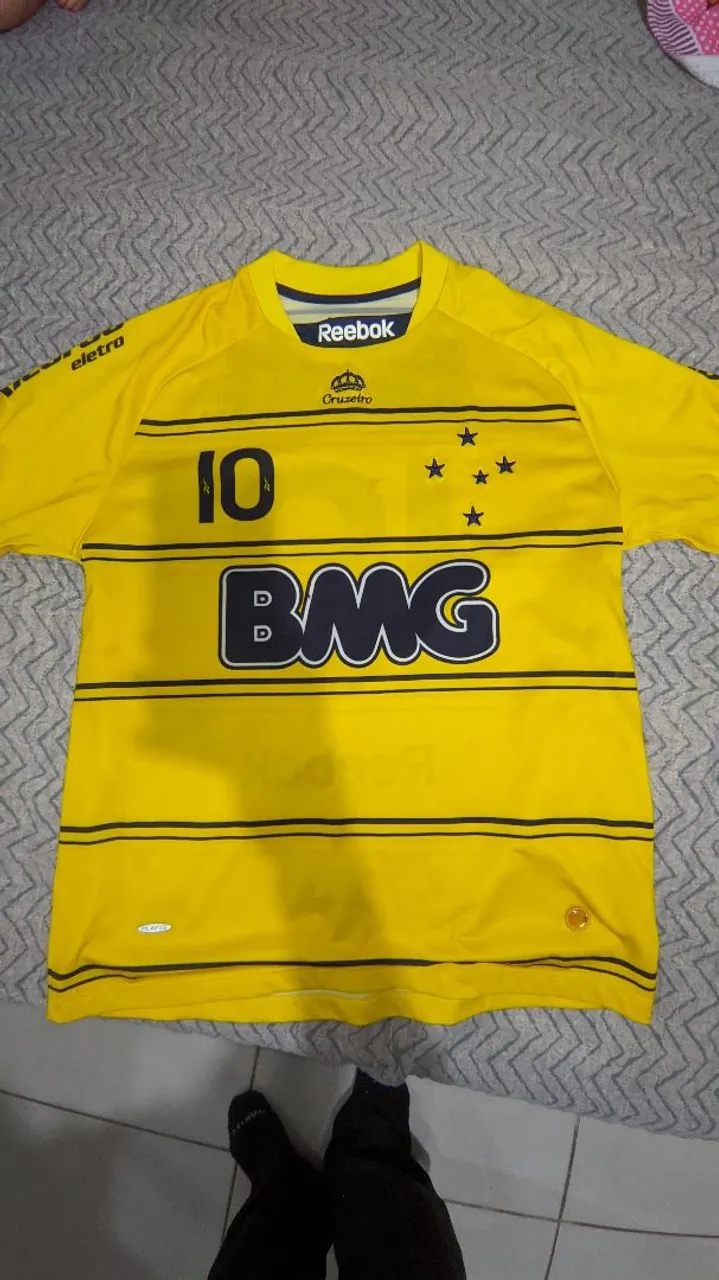 Camisa Cruzeiro Amarela Reebok FEMININA em excelente estado