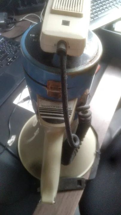 MEGAFONE - Foto 2