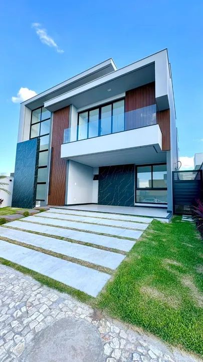 EDSON C. APRESENTA DÚPLEX COM 4 SUITES NO COND. AMARÍLIS 
