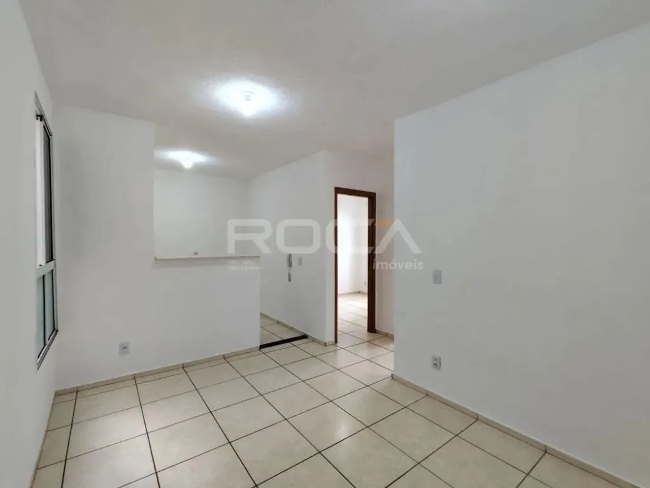 Apartamento térreo com 2 dormitórios no Condomínio Palácio Imperial, em Ribeirão Preto