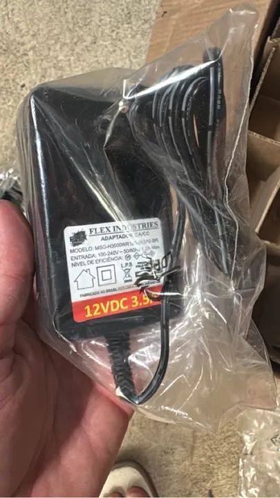 Adaptador de Energia 12VDC 3.5A