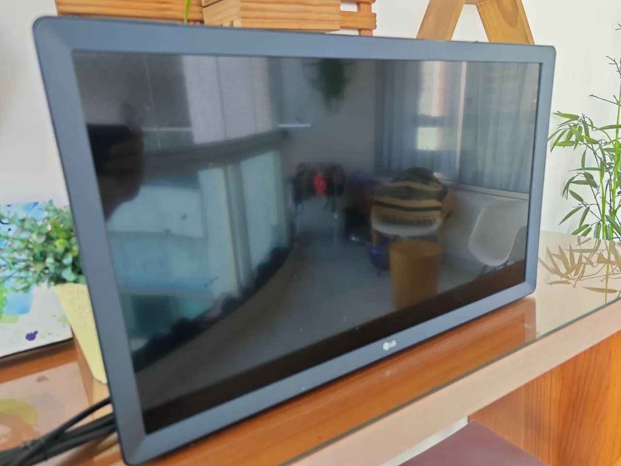 TV Monitor LG Smart 24tl520s nova 