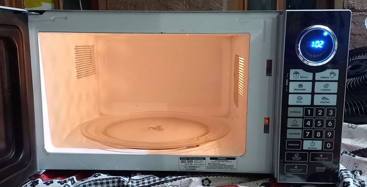 Micro-ondas Philco em ótimo estado! - Foto 3