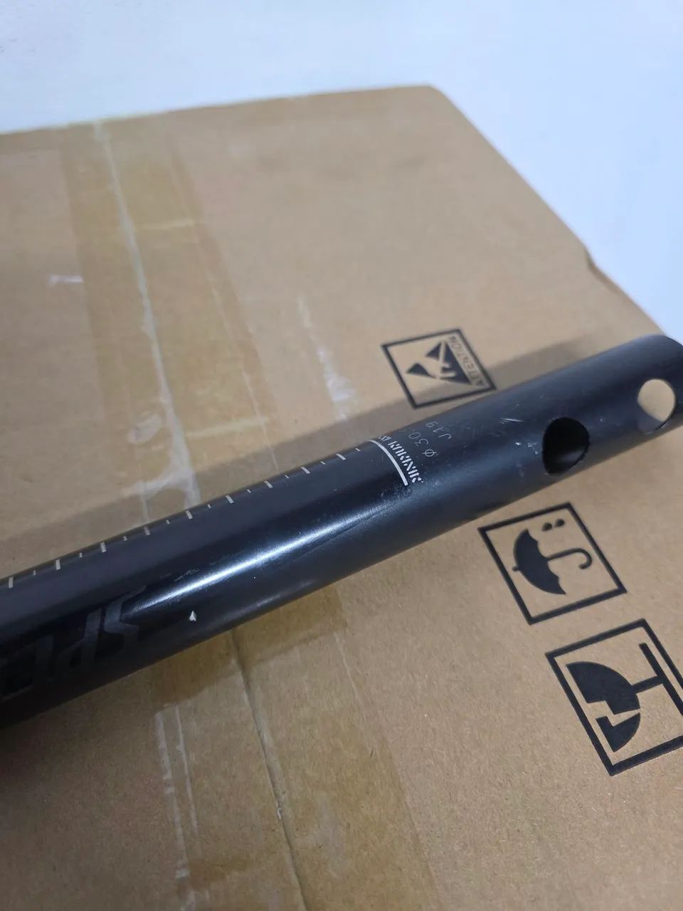 Canote Specialized 30.9 400mm Aluminio - Foto 4