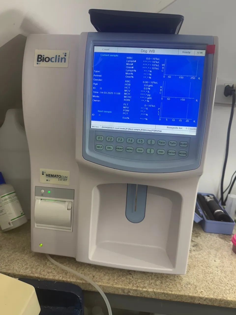 Equipamento de hematologia veterinária