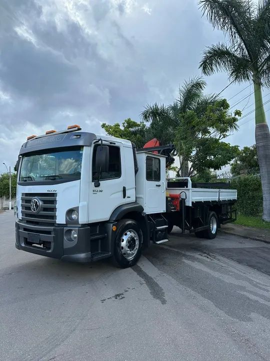 VOLKSWAGEN 17-230 E Constellation 2p (diesel)(E5)