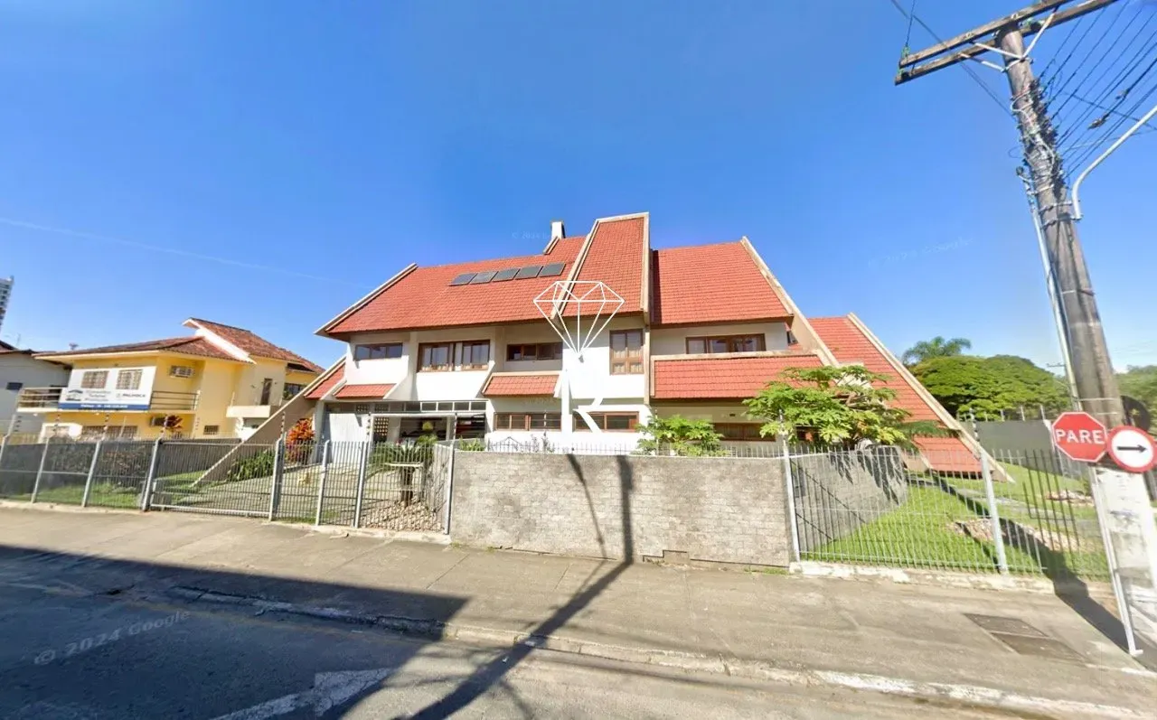Casa comercial no bairro Centro, Palhoça